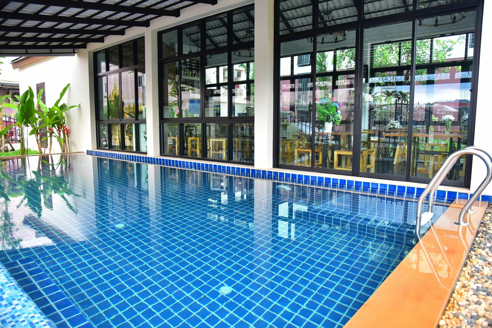 Ploy'S Pearl Hotel Surat Thani Buitenkant foto